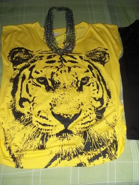 Blusinha cara de onça