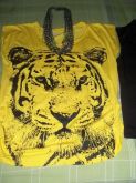 Blusinha cara de onça